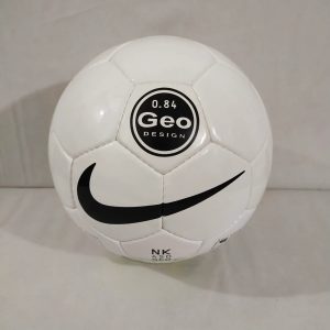 Nike NK Geo 450 | 0.84 Geo Design l VTG 2000's Football | Size 5