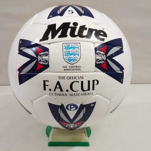 tre Ultimax F.A. Cup Matchball | 90s | The Football Association | Size 5