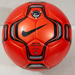 Nike Scorpion Red | 2002 | Secret Tournament | The Cage Advertisement | Size 5