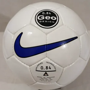 Nike NK Geo 300 | 0.84 Geo Design | VTG 2000's Football