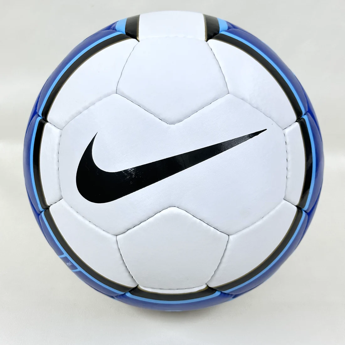 Nike_Total_90_Aerow_II_Premier_League_Barclays_2007-2008_Size_5_04
