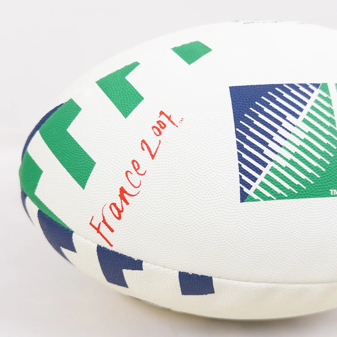 Gilbert_Rugby_World_Cup_2007_Ball_Official_Match_Ball_RWC_France_2007_03