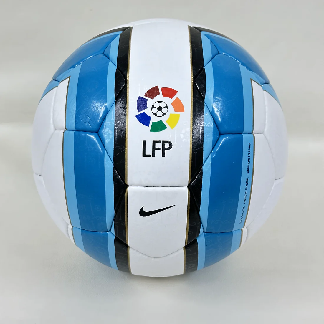 Nike_Total_90_Aerow_II_La_Liga_Spain_2006_2007_LFP_Size_5_02